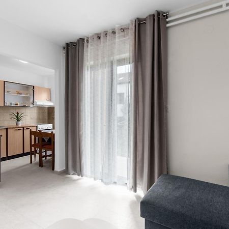 Apartments Feniks 波雷奇 外观 照片