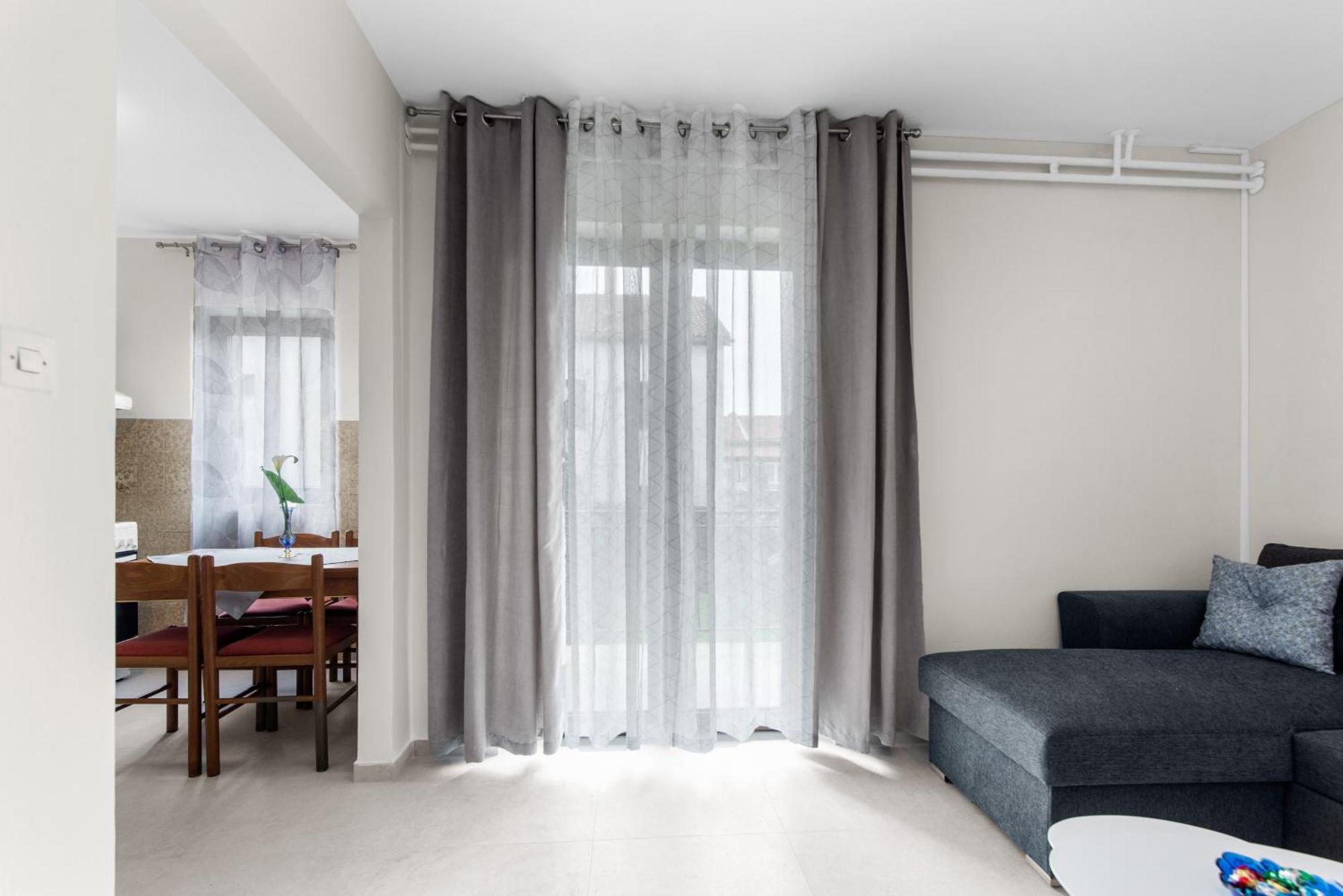 Apartments Feniks 波雷奇 外观 照片